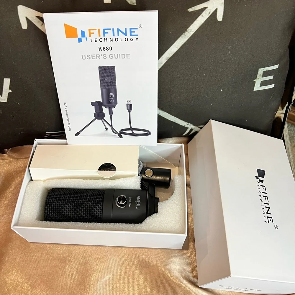NIB Fifine Microphone